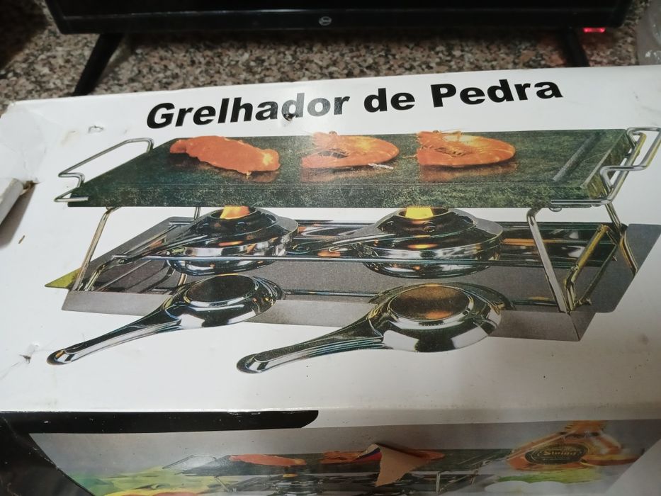 Grelhador de pedra em bom estado
