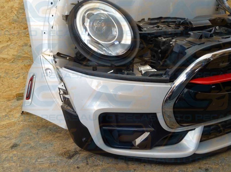 MINI CLUBMAN JCW F54 Frente Completa