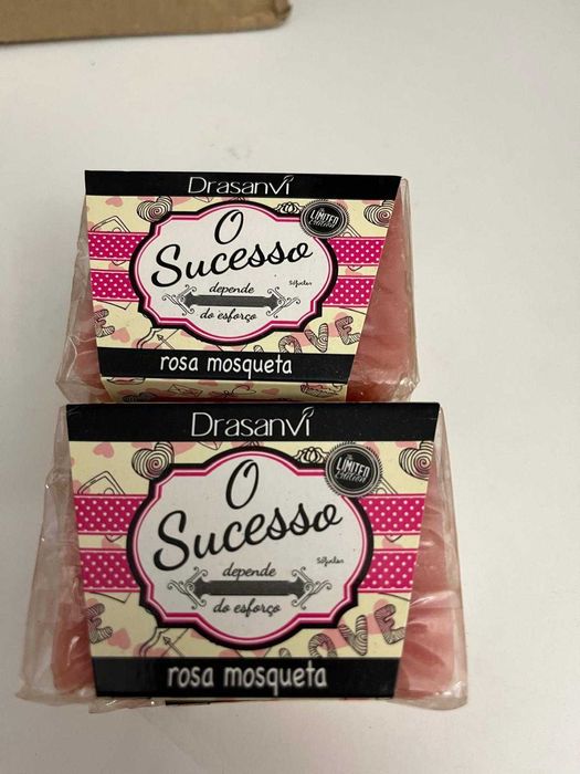 Vários sabonetes novos