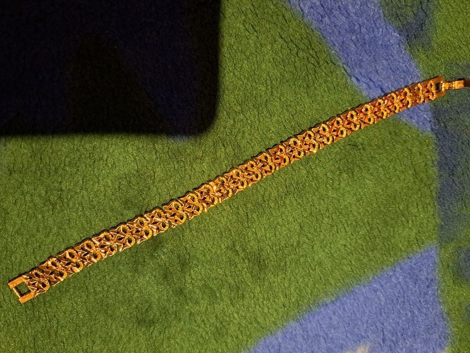 Bransoletka na rękę.