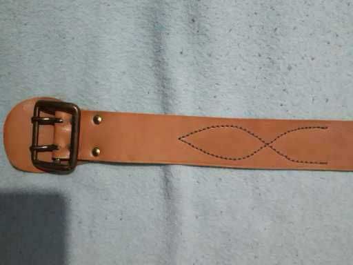 Продам ремень  пряжку