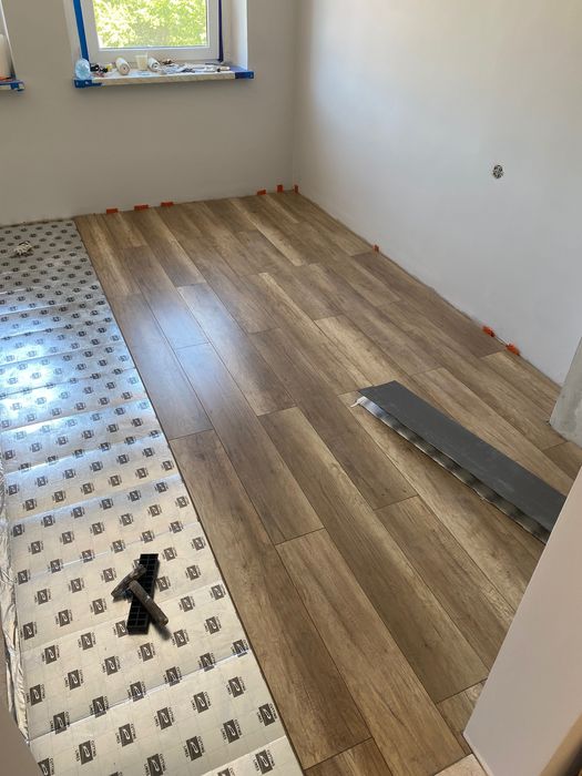 Remonty mieszkań wykończenia wnętrz malowanie gładzie OSB laminat