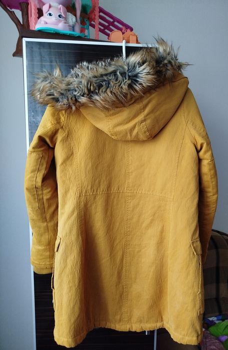 Kurtka dziewczęca 158