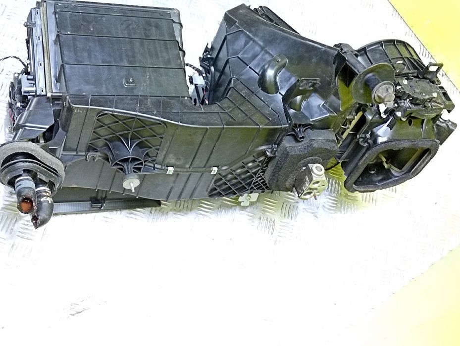 Пічка Volkswagen Touareg NF Опалювач в зборі Туарег Разборка Розборка