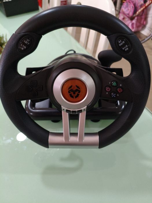 Volante Kron em perfeito estado!