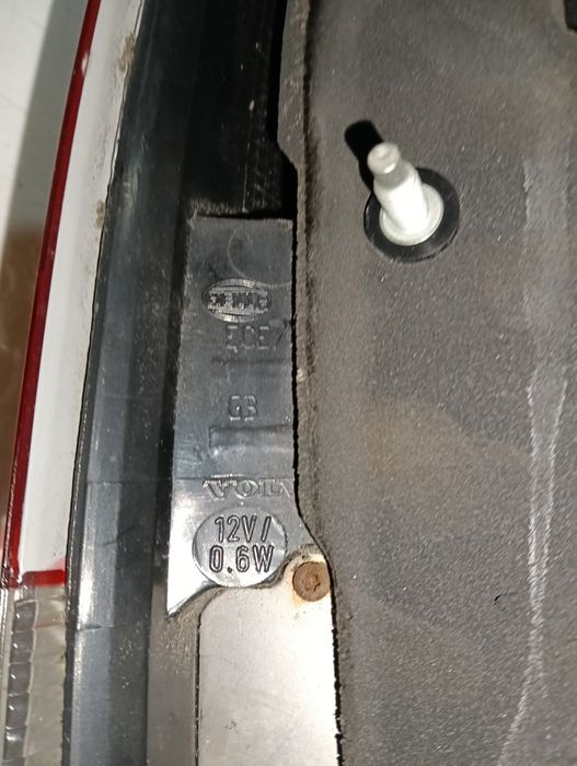 Volvo V70 ll/XC 70 ANOS DE 1999/2000/2001/2002/2003/2004/2005/2006/2007/2008 farolins stops esquerdo/Direito