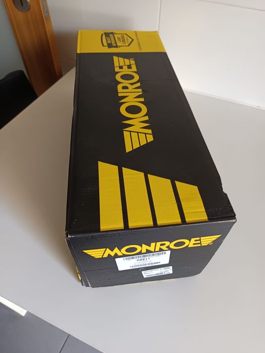 Amortecedor da marca  Monroe, eixo dianteiro, lado direito,  Volvo V50