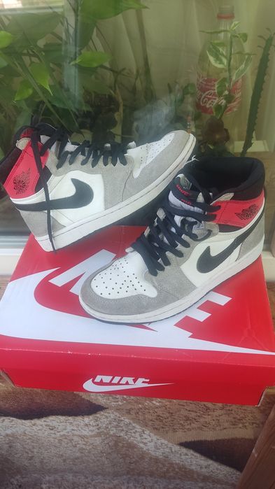 Продам кроссовки Nike Air Jordan