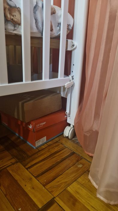 Ліжко дитяче в гарному стані ( кроватка детская)