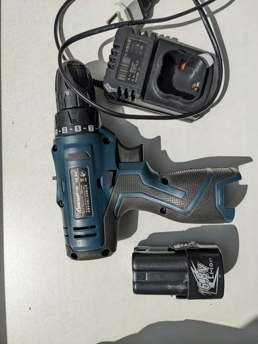 Шуруповёрт аккумуляторный 16.8V