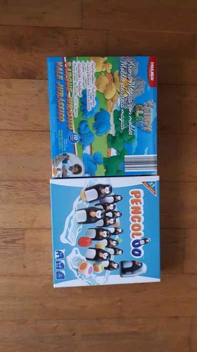 Vendo jogos areia mágica +3 anos / pengoloo +4 anos