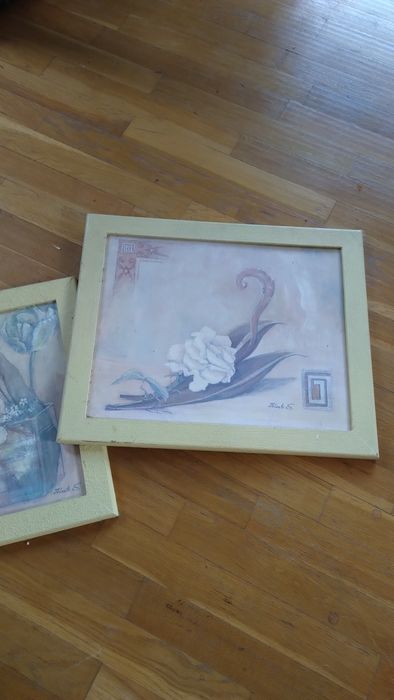 Dwa duże obrazy  kwiaty