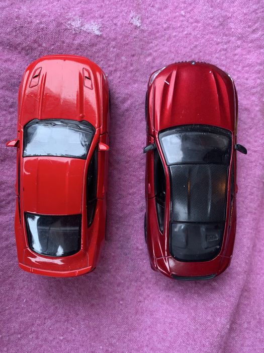 Машинки модельки різні хороший стан