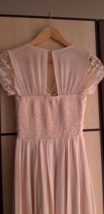 Сукні для персикового весілля