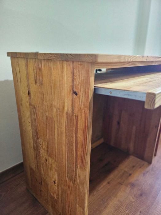 Secretária em Pinho Compacta com Trilho Deslizante - Almada