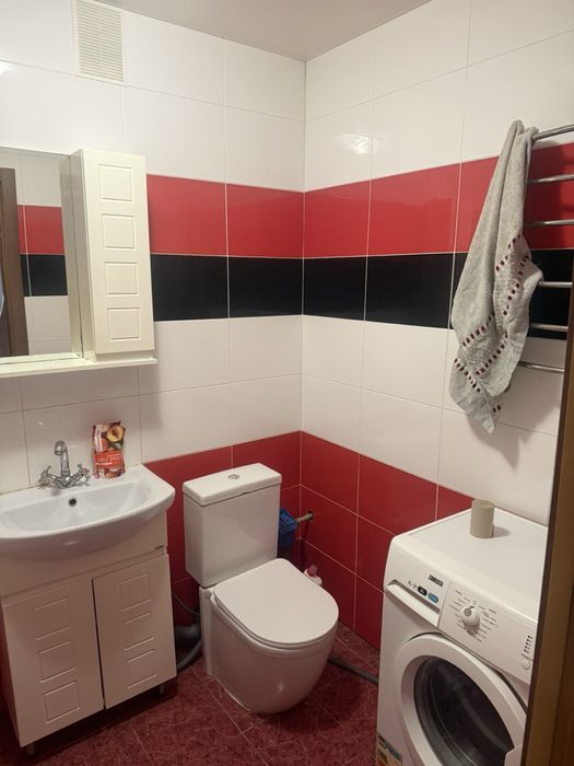 Свободи, новобудова