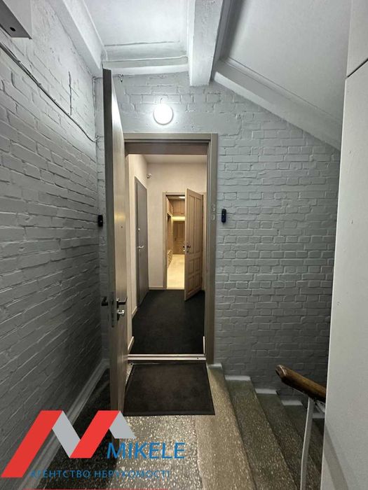 Без% Оренда 3к82м2 Микільсько-Ботанічна 17/19 Університет Бот.сад