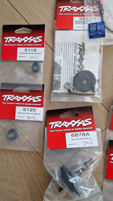 Części do Ford Raptor R Traxxas