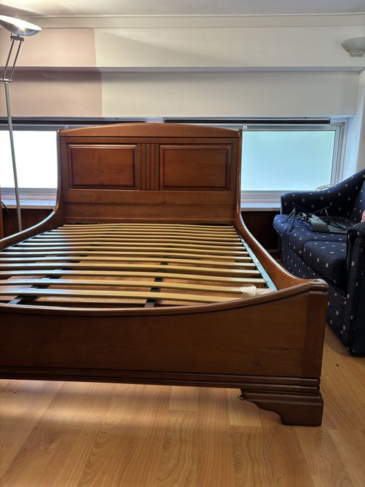 Cama Casal cor cerejeira