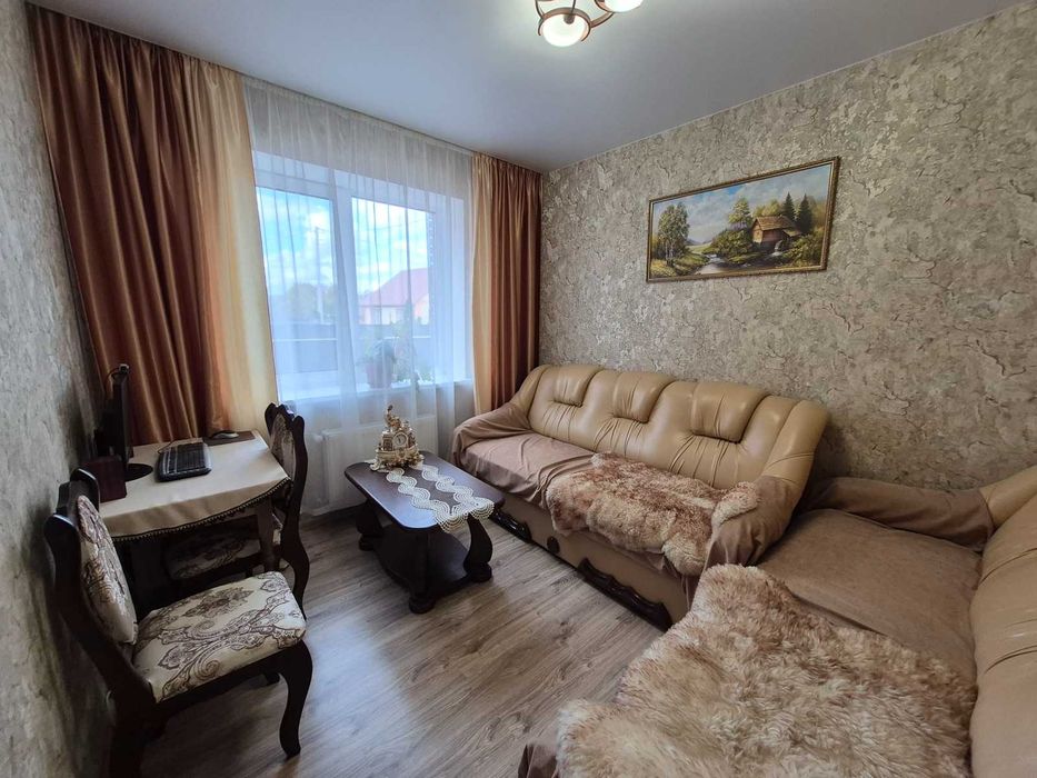 Двоповерховий будинок з ремонтом на Вінницьких Хуторах