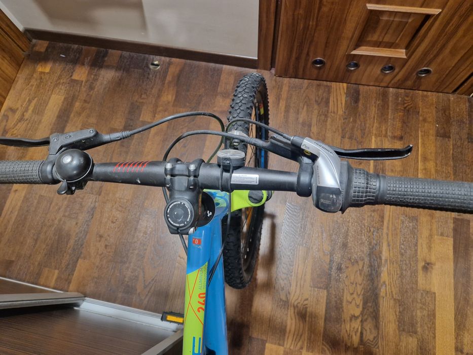 Rower Cube 240 niebieski zielony