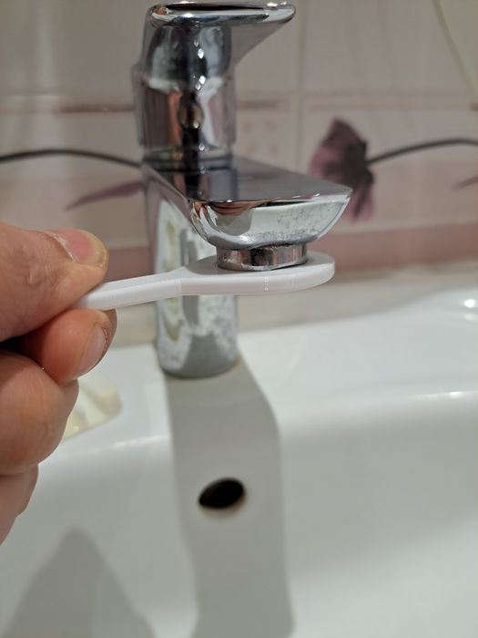 Ключ до аератора змішувачів 24 мм