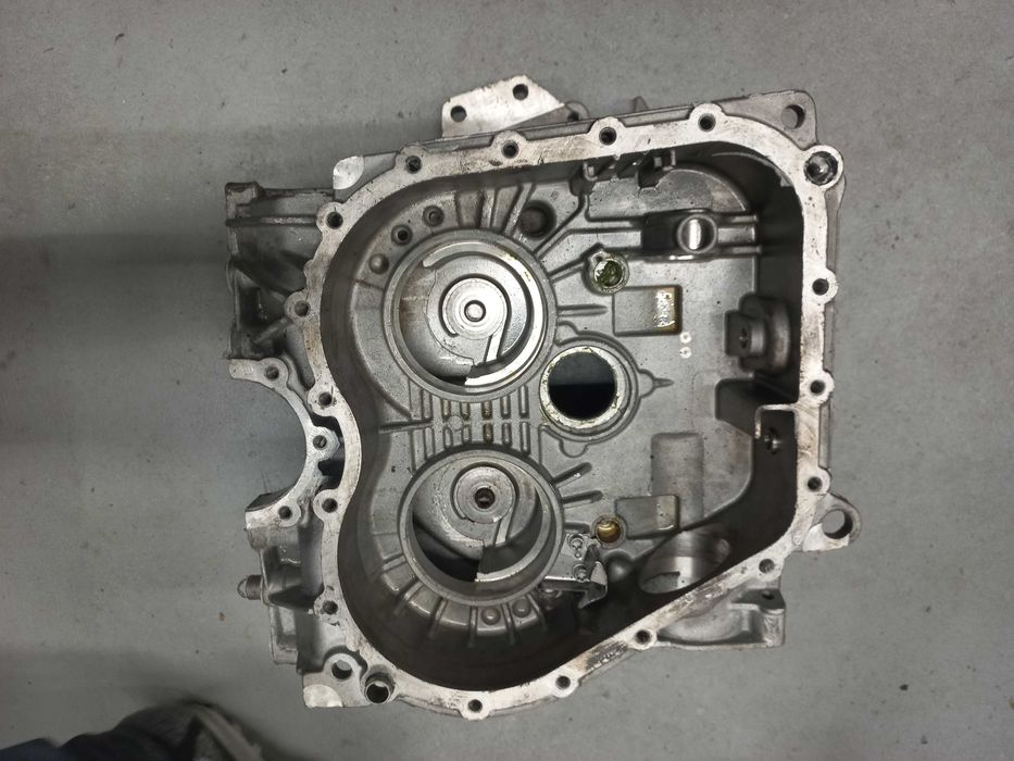 Obudowa skrzyni biegów M40 2,3  3,0