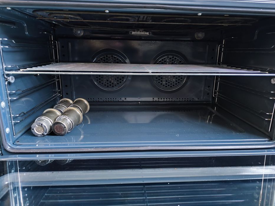 Професійна газова плита Smeg