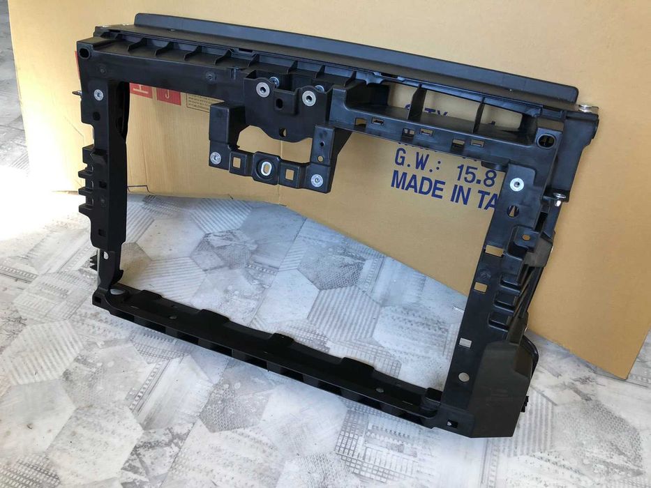Капот VW Passat B 7 USA запчасти Пассат Б 7 12-р VW. Passat B. 7 USA.