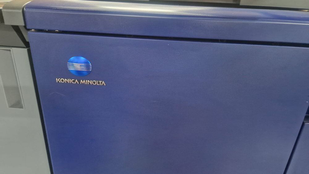 Impressora a laser konica Minolta