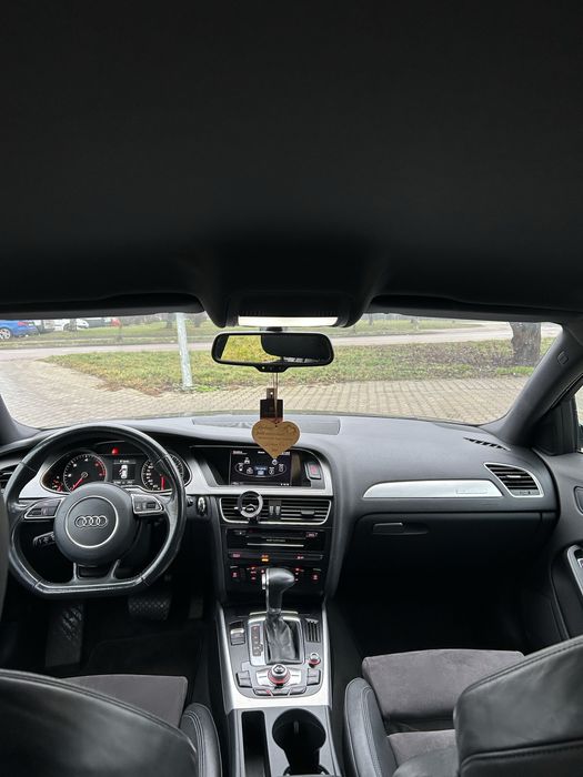 Audi A4 B8 Avant 2.0TDI (177km) s-tronic QUATTRO 2013r Zamienie