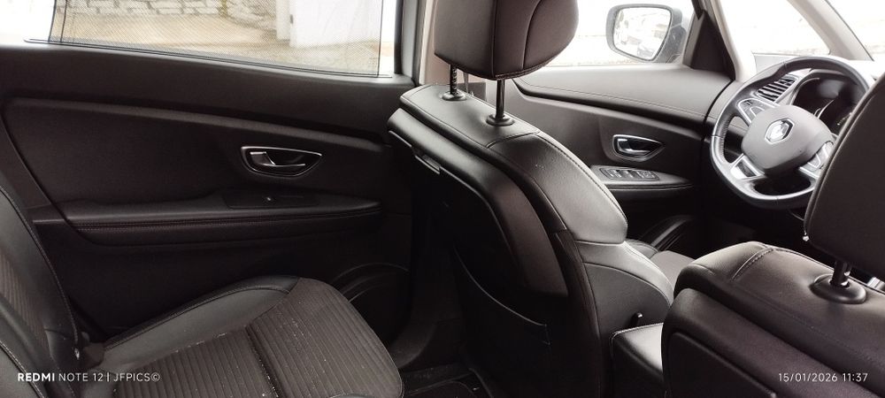 Renault Grand Scenic Hibryd Assist 7 Lugares