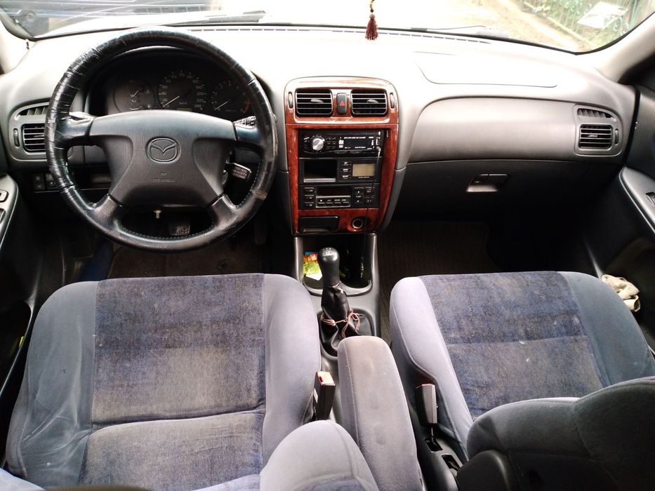 Mazda 626 - 1999 року