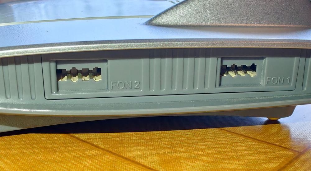AVM Fritz Box/Router 6490 Cable / 2.4+5.0 GHz  802.11a/g/b/n/ac 2xUSB