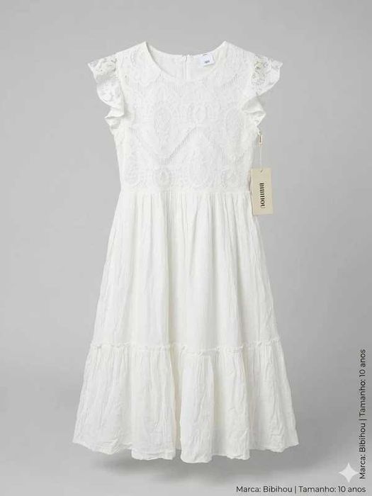 Vestido da marca Bibihou, concebido para uma criança  de 10 anos