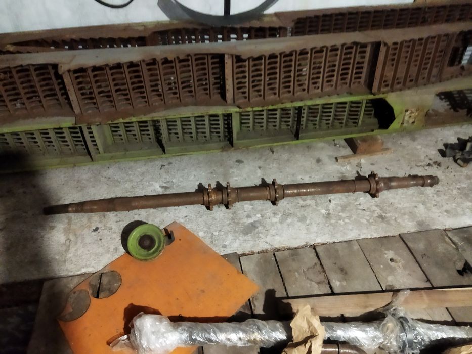 Вал наклоної камери до комбайна Klaas