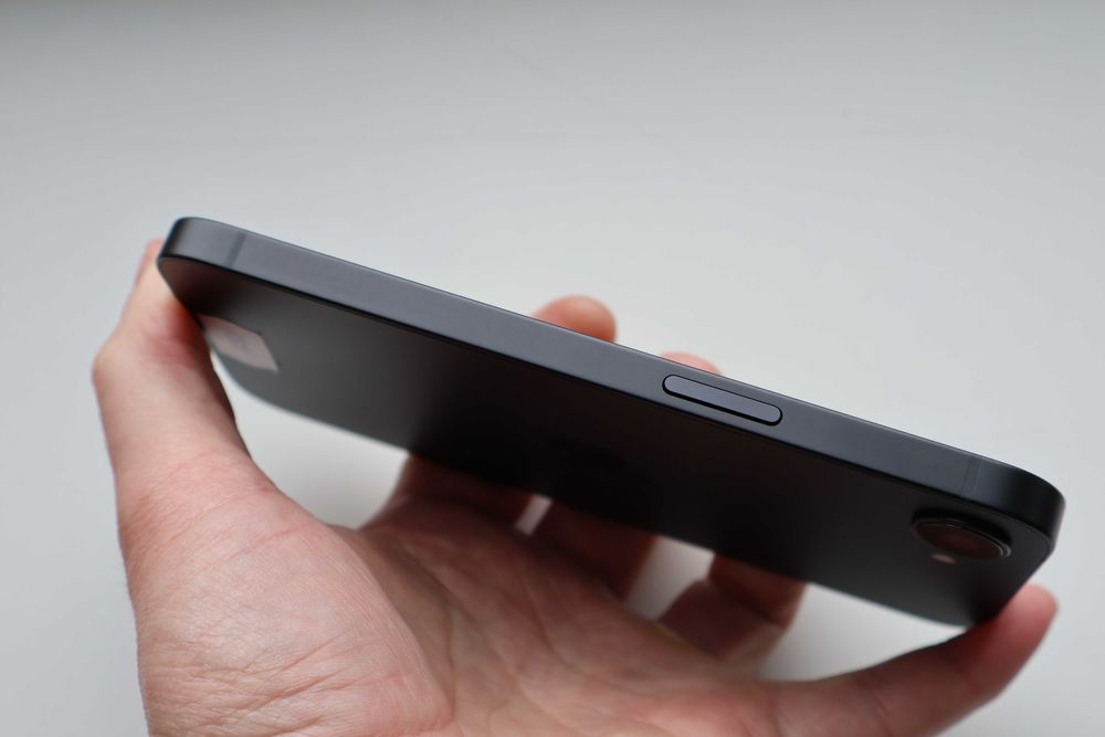 Новий Apple Iphone 16e 128Gb Black Neverlock Оригінал!