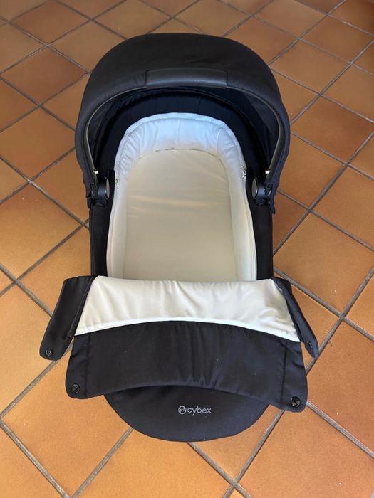 Carrinho de bebé Balios S preto + Cot S Lux