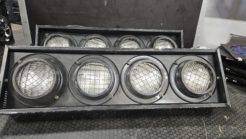 Światło sceniczne blinder (2,6kw) - 2szt