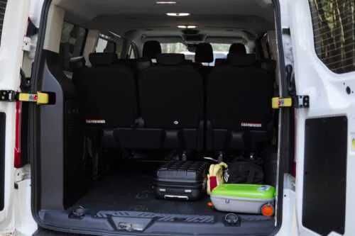 Wynajem busów 8-osobowych i 9-osobowych - FORD Transit Custom