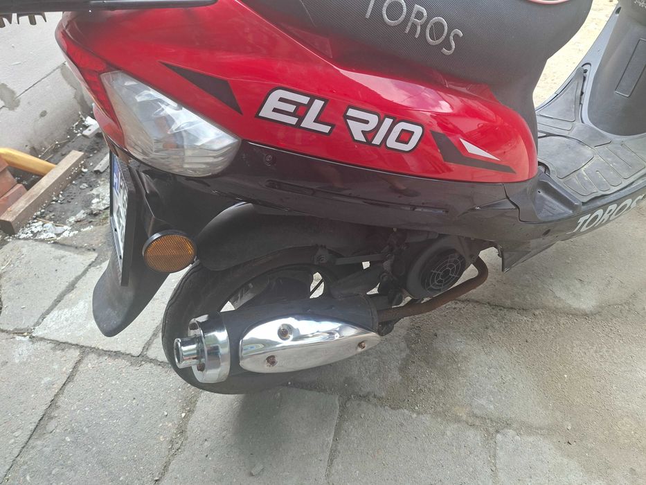 Skuter Toros El Rio