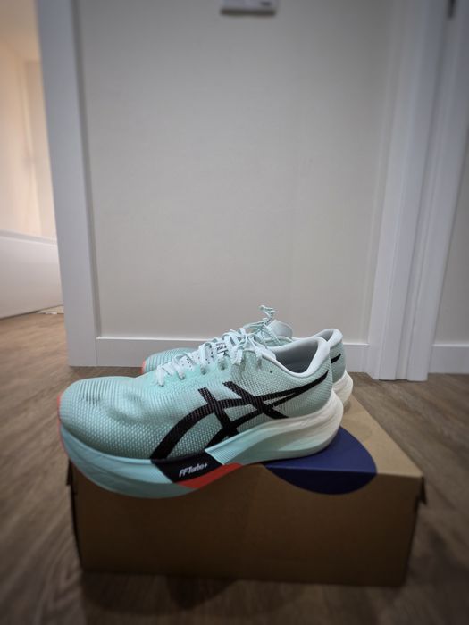 Asics Metaspeed Sky Paris