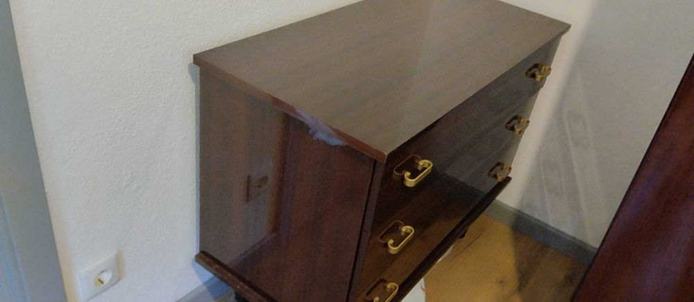 Mobília de quarto completa em muito bom estado