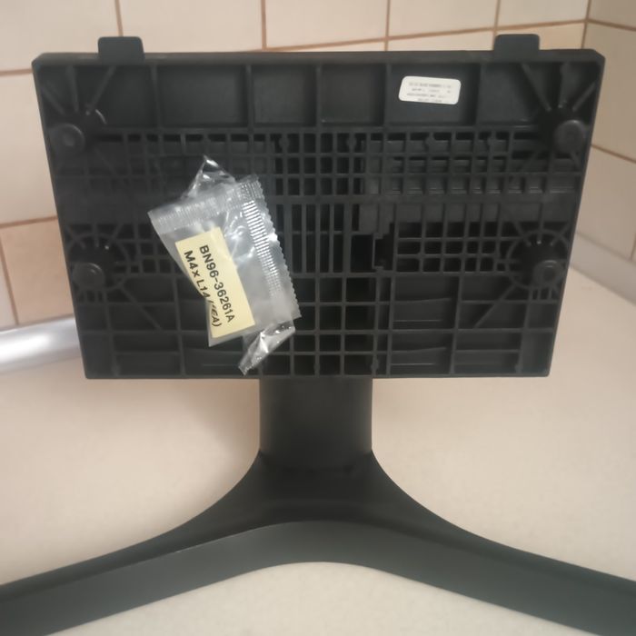 Подставка под плазму