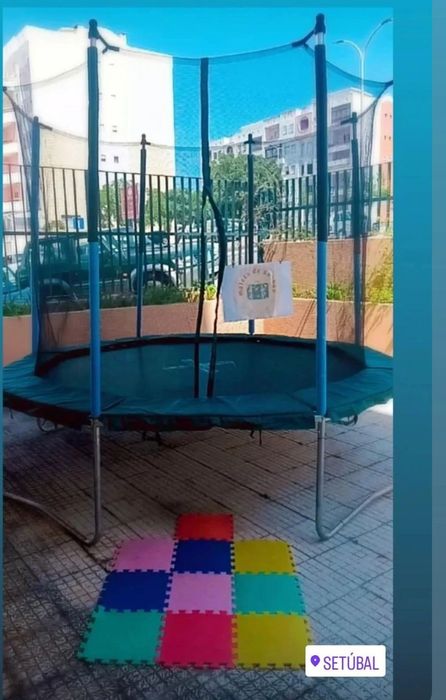 Aluguer trampolim/insuflável