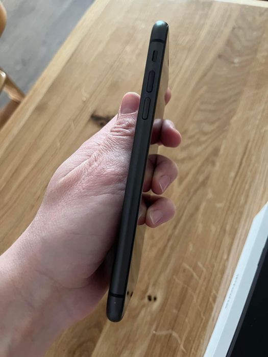 Uzywany iPhone 11