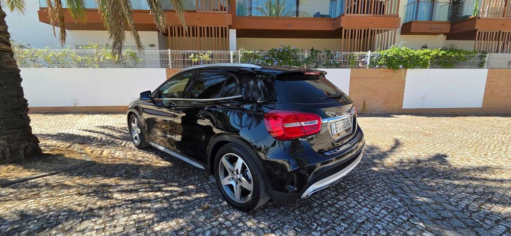 Mercedes GLA 220 AMG (2015) — SUV Premium