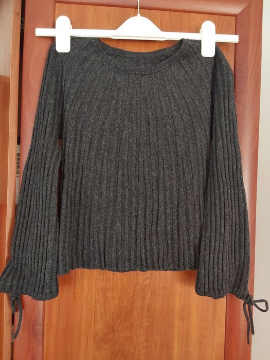 Sweter  wiosna- jeseń  Nowy