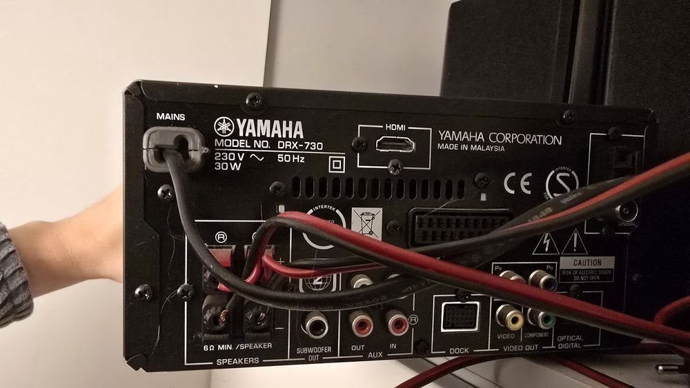 Yamaha drx730 w komplecie z pilotem i kolumnami nx-e700