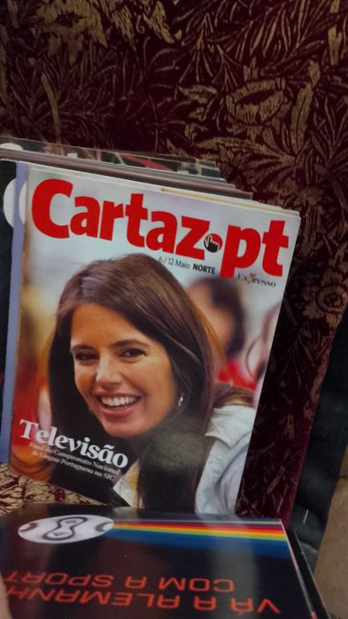 25 Revistas Suplemento Cartaz.pt - Expresso